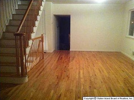 4th image of 82 Ambassador Ln