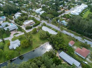 521 Broadway St, Longboat key, FL 34228