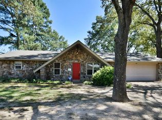 606 Clara Dr, Conway, AR 72034
