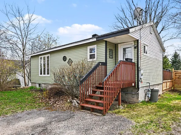 32 Phillips St, McNab/braeside, ON K0A 1G0