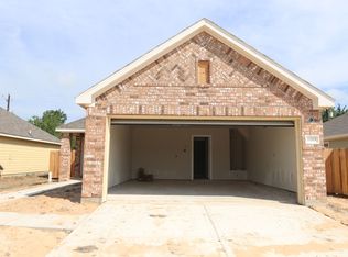 1188 Filly Creek Dr, Alvin, TX 77511