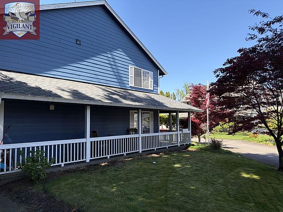 3rd image of 17215 NE 27th Way