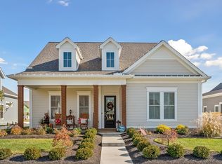 5555 Catalpa Dr, Lewis Center, OH 43035