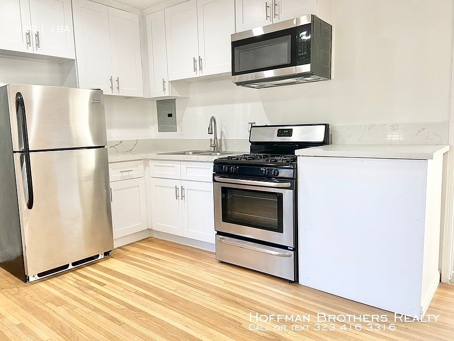 1st image of 1519 N Laurel Ave #2