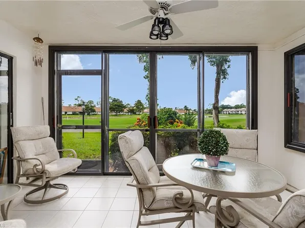 222 Foxtail CT, NAPLES, FL 34104