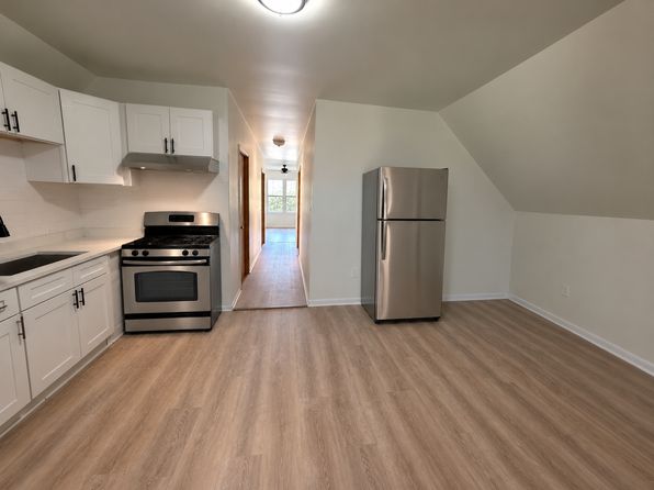 2054 N Laramie Ave APT 3