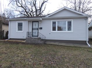 1264 E Chestnut St, Kankakee, IL 60901