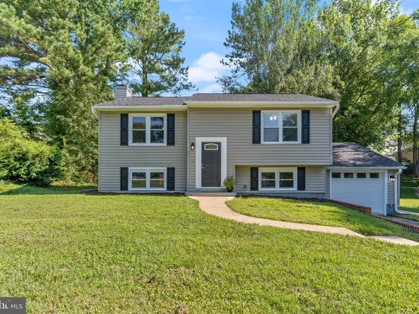 21924 Rosewood Ter, Lexington Park, MD 20653