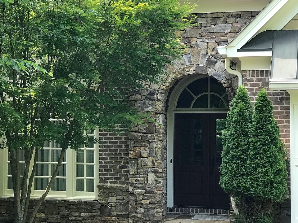 1st image of 18 Lakotah Ln