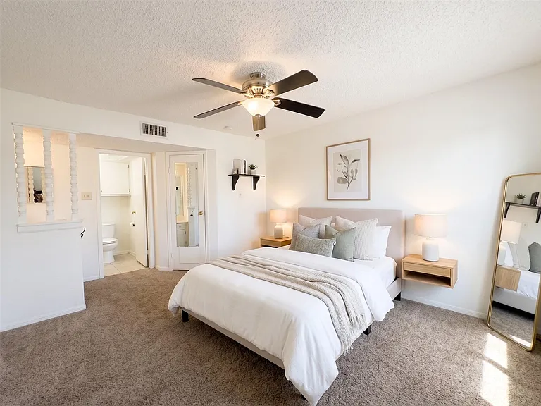 1500 Bay Area Blvd #440 — Photo 8