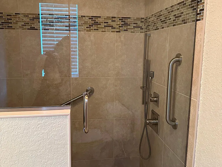 2071 Westchester Way — Photo 26