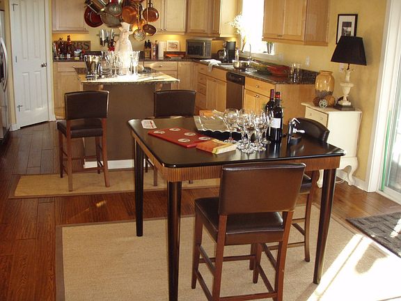 Flexible Kitchen and family room