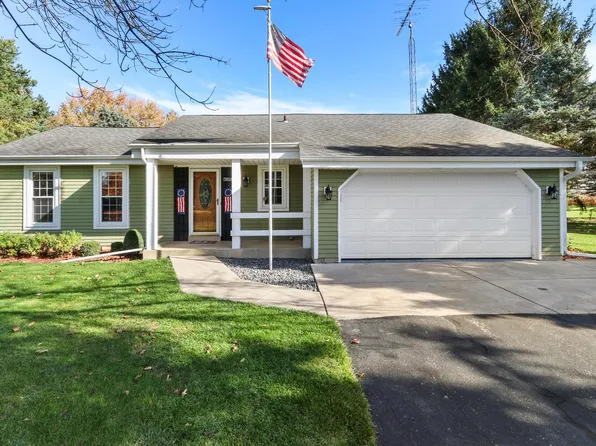 W5001 Paddock DRIVE, Elkhorn, WI 53121