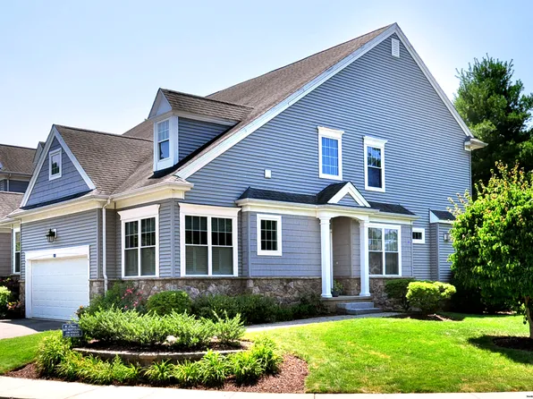 55 Bradford Walk, Farmington, CT 06032