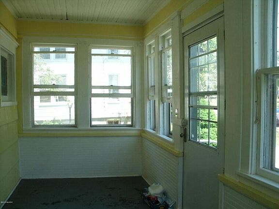 5th image of 62 Union St
