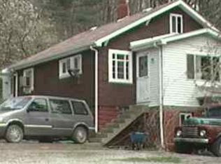 1277 Yutes Run Rd, Tarentum, PA 15084