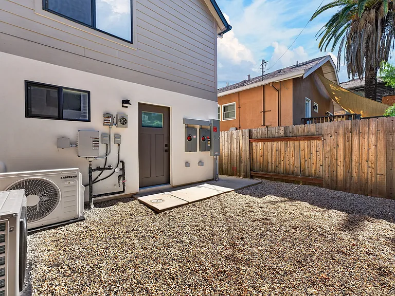 2710 T St #1 — Photo 23