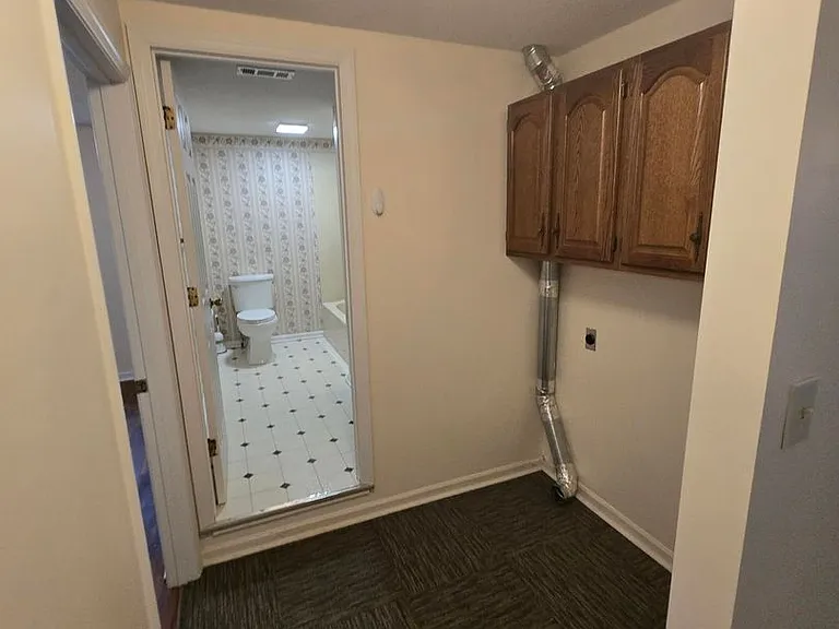 275 Emerald Rd #1 — Photo 14