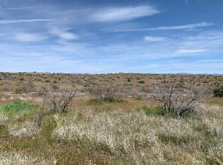 13793 S Red Bird Ln, Mayer, AZ 86333