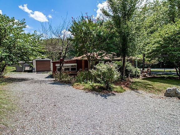 5th image of 140 Melinda Dr