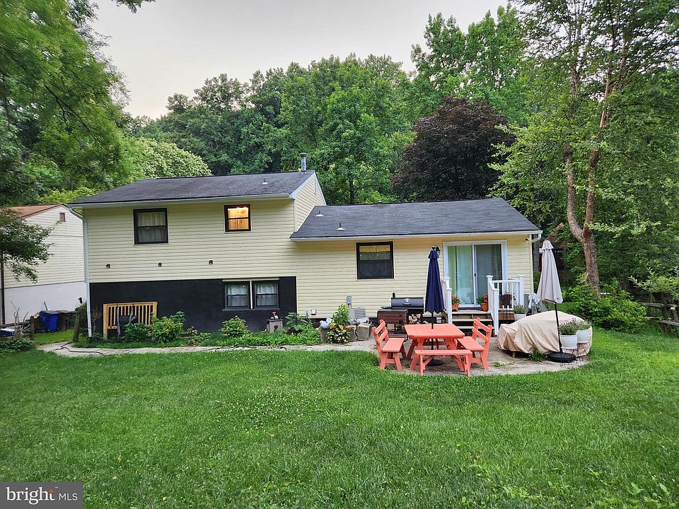 2nd image of 5369 Thunder Hill Rd