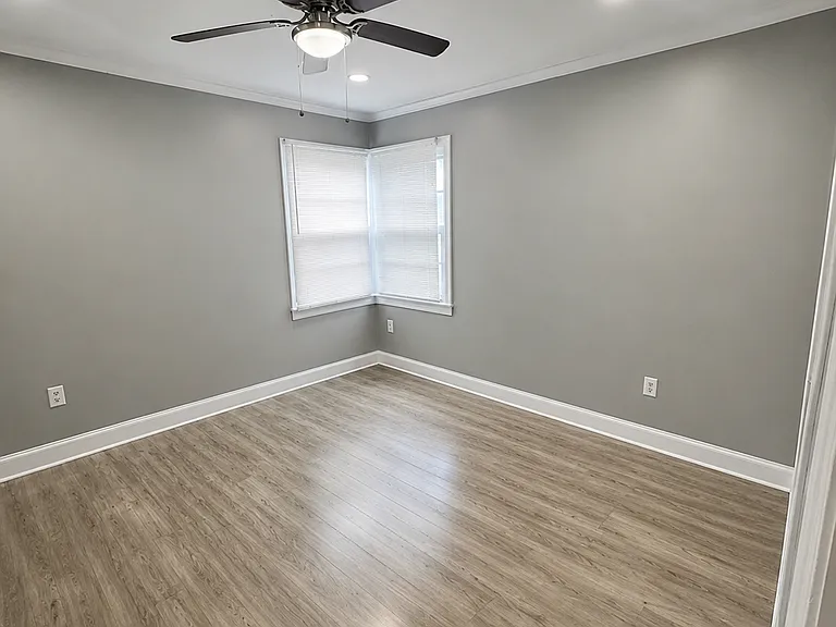 3318 Bessemer City Rd — Photo 4