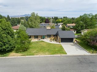 1107 Cedar Ln, Cody, WY 82414