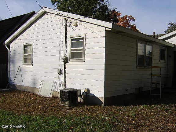2nd image of 493 Washington Ave