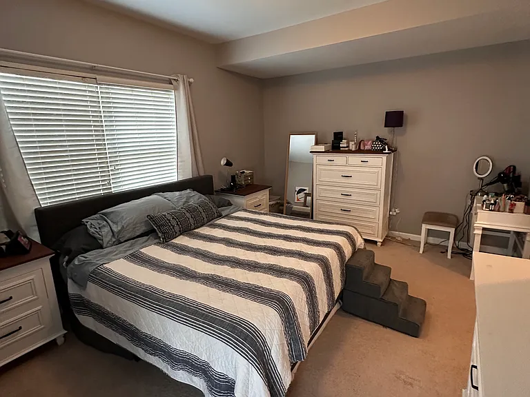 27 Sussex Ave #2 — Photo 22