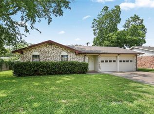 1920 Ruby Rd, Irving, TX 75060