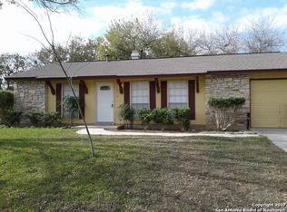 11619 Honey Grove St, Live Oak, TX 78233