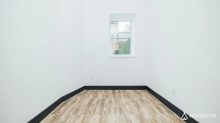 Rented by Nooklyn NYC LLC | media 7