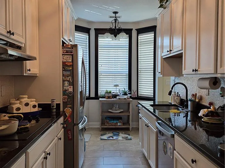 4900 Boyle Ct — Photo 7