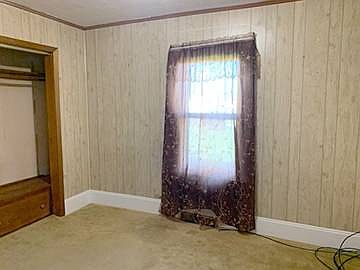 4th image of 406 W Delaware St