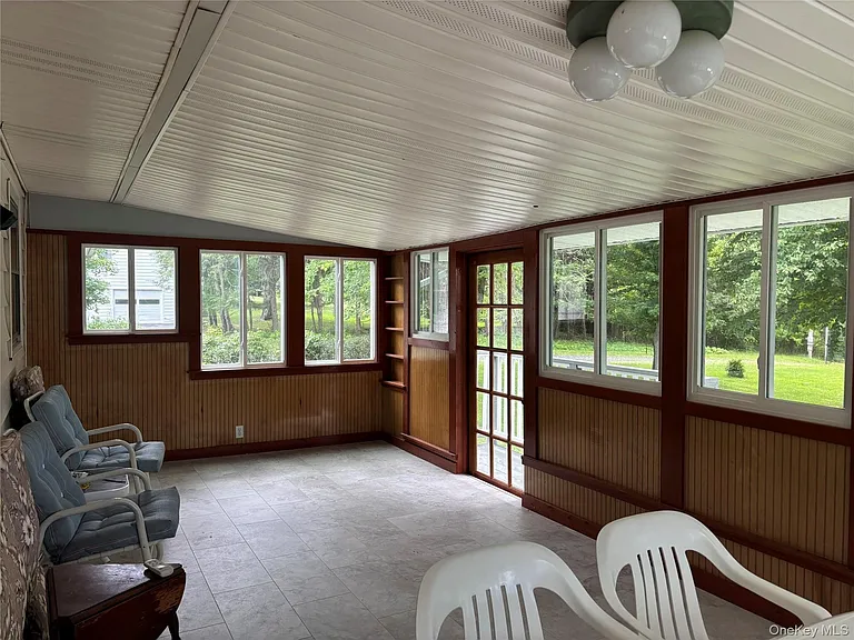 239 Vineyard Ave — Photo 19