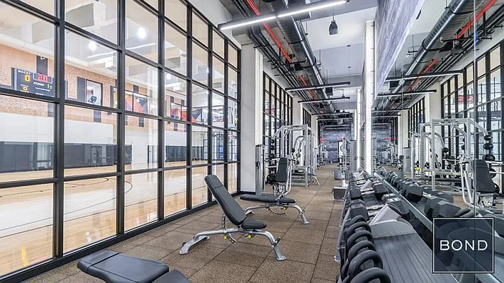 Rented by Bond New York | media 13