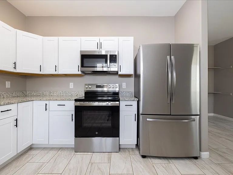 512 N Cherokee Ave #2 — Photo 9