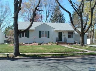 86 Medford Rd, Dumont, NJ 07628