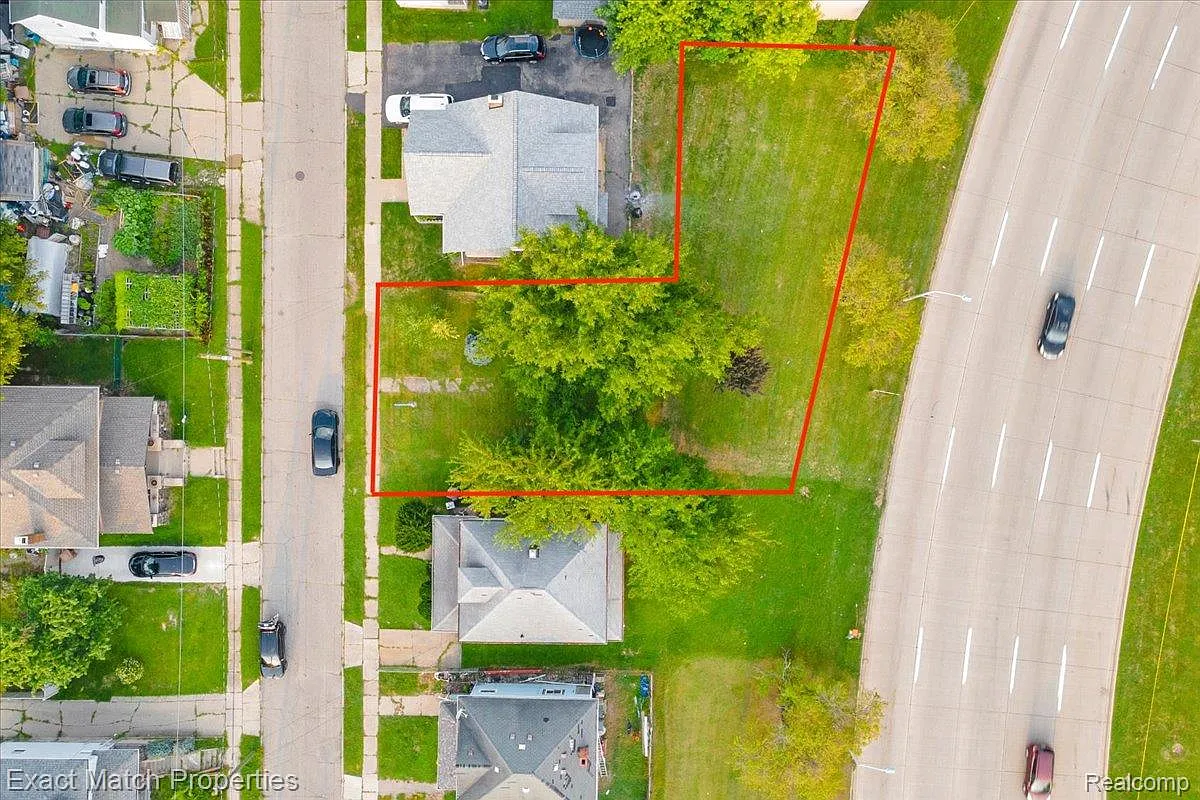 36 Clairmont Pl photo 1