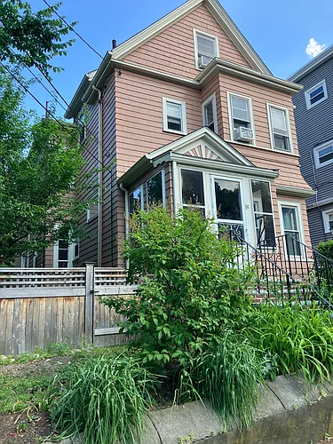 91 Porter St #2 Photo 1