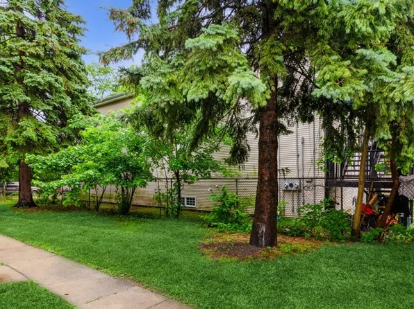 7948 S Greenwood 7946-7948 S Greenwood Chicago, IL 60619