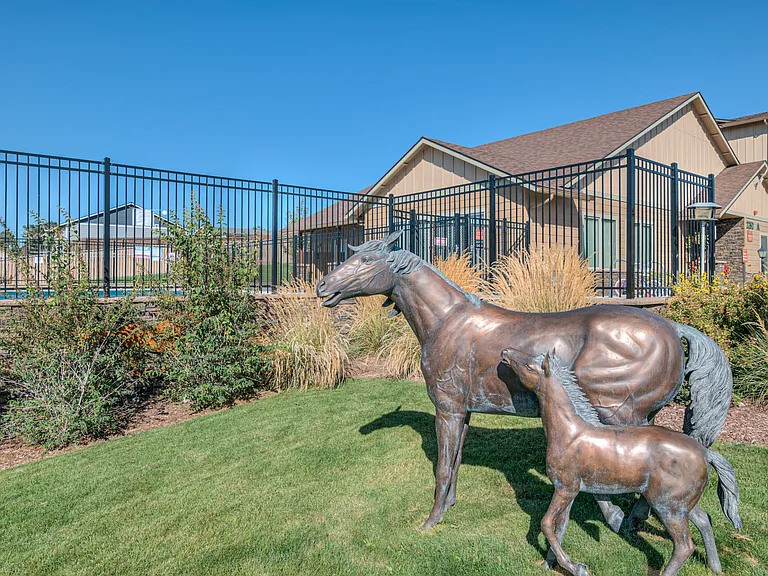 Wild Horse Mesa Apartments — Photo 19