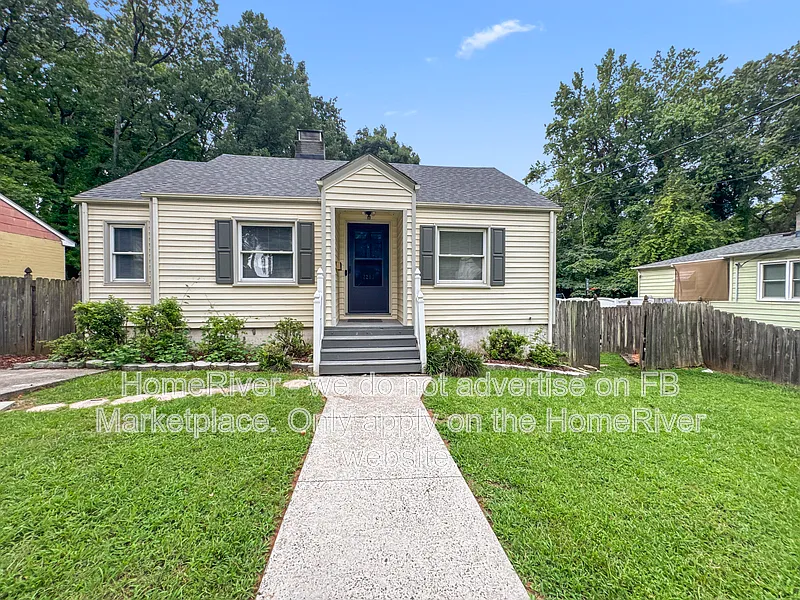 3 bed, 2.0 bath, 1800 sqft, $1,600 — Photo 1