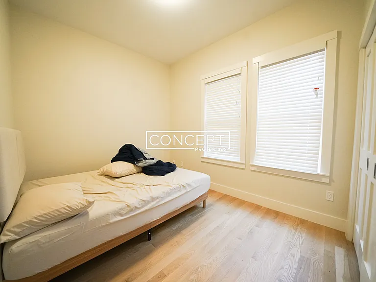 56-58 John F Kennedy St #4 — Photo 22