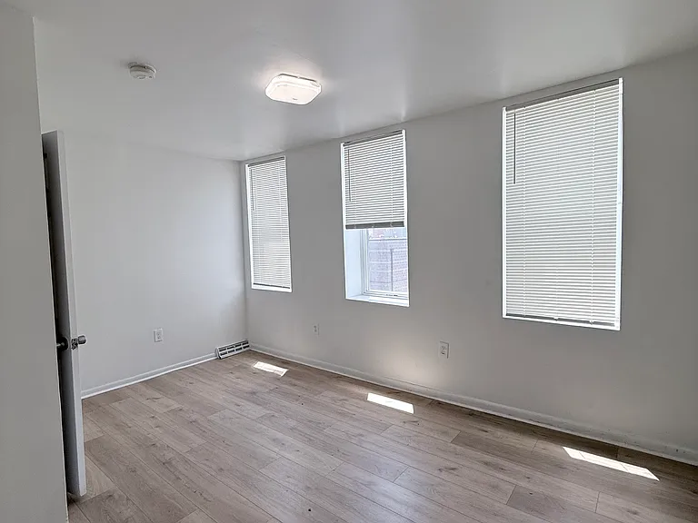 1820 W Fayette St #2 — Photo 16