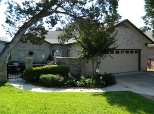 621 Evergreen Ln, New Braunfels, TX 78130