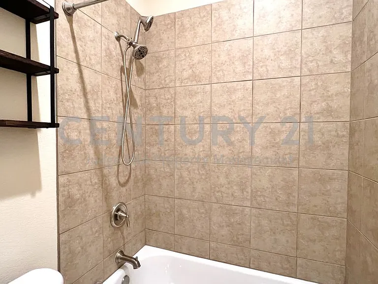 12481 Pleasant Hill Ln — Photo 31