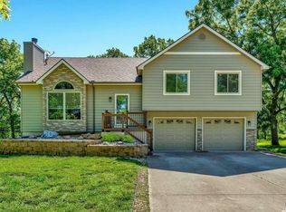 420 E 2100th Rd, Baldwin City, KS 66006