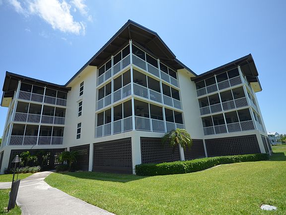 2nd image of 4403 Marina Villas Dr