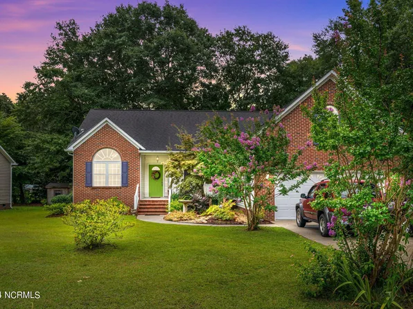 103 Fawn Lane, New Bern, NC 28562